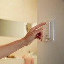 Philips Hue 34028/31/P7 Wandleuchte Badleuchte Adore 1x13W | 2200-6500K | IP44 - Bluetooth, White Ambiance